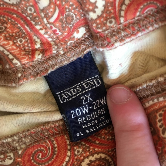 🧿Paisley Turtle Neck - Picture 4 of 4